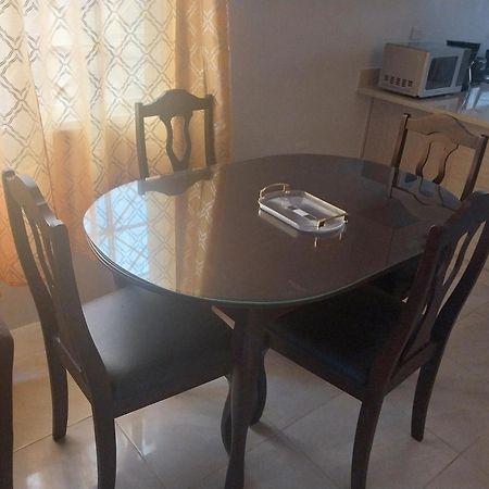 Debs Cozy Cove Villa Discovery Bay Luaran gambar